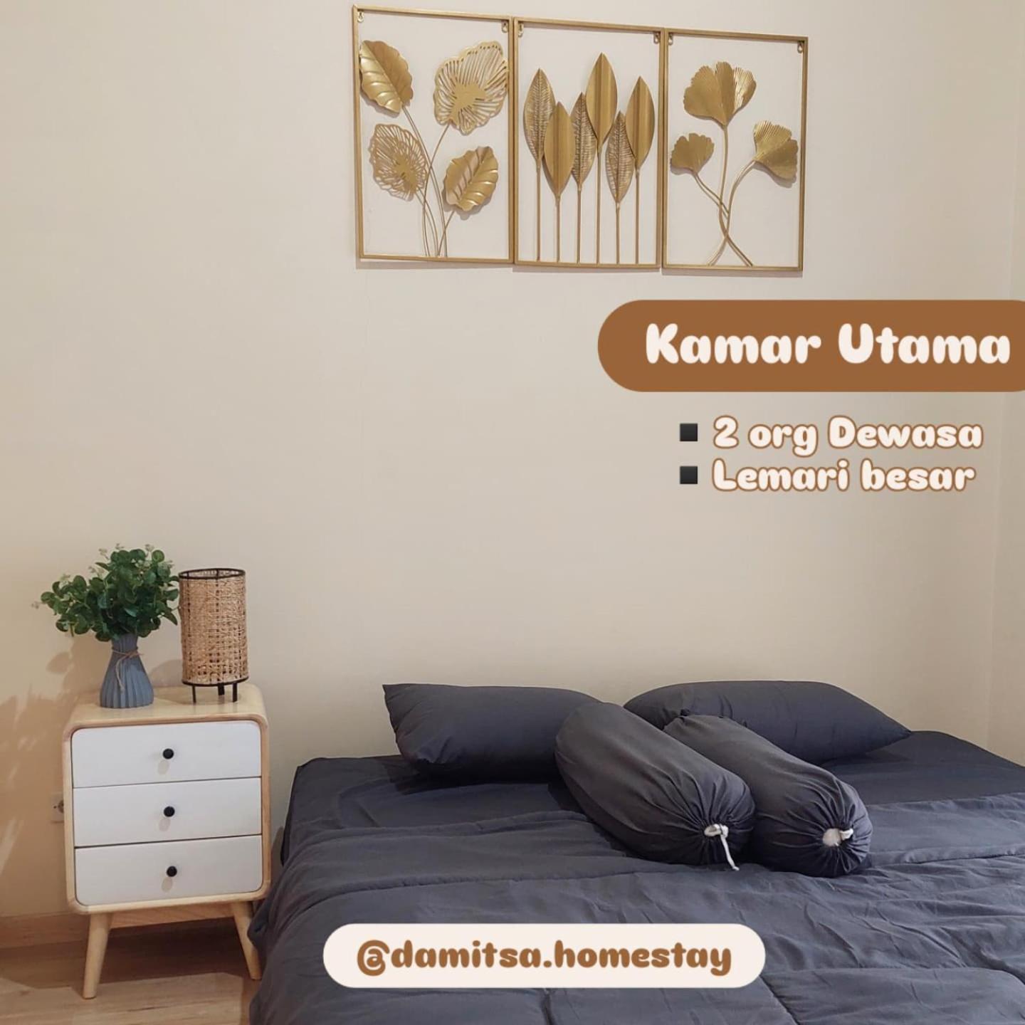 Damitsa Homestay Syariah Вонособо Екстериор снимка